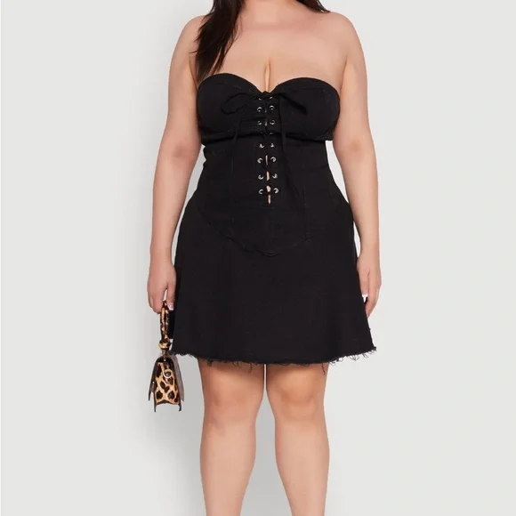 Daisy Black Strapless Dress with Lace-Up Detail - Picture 4 of 4
